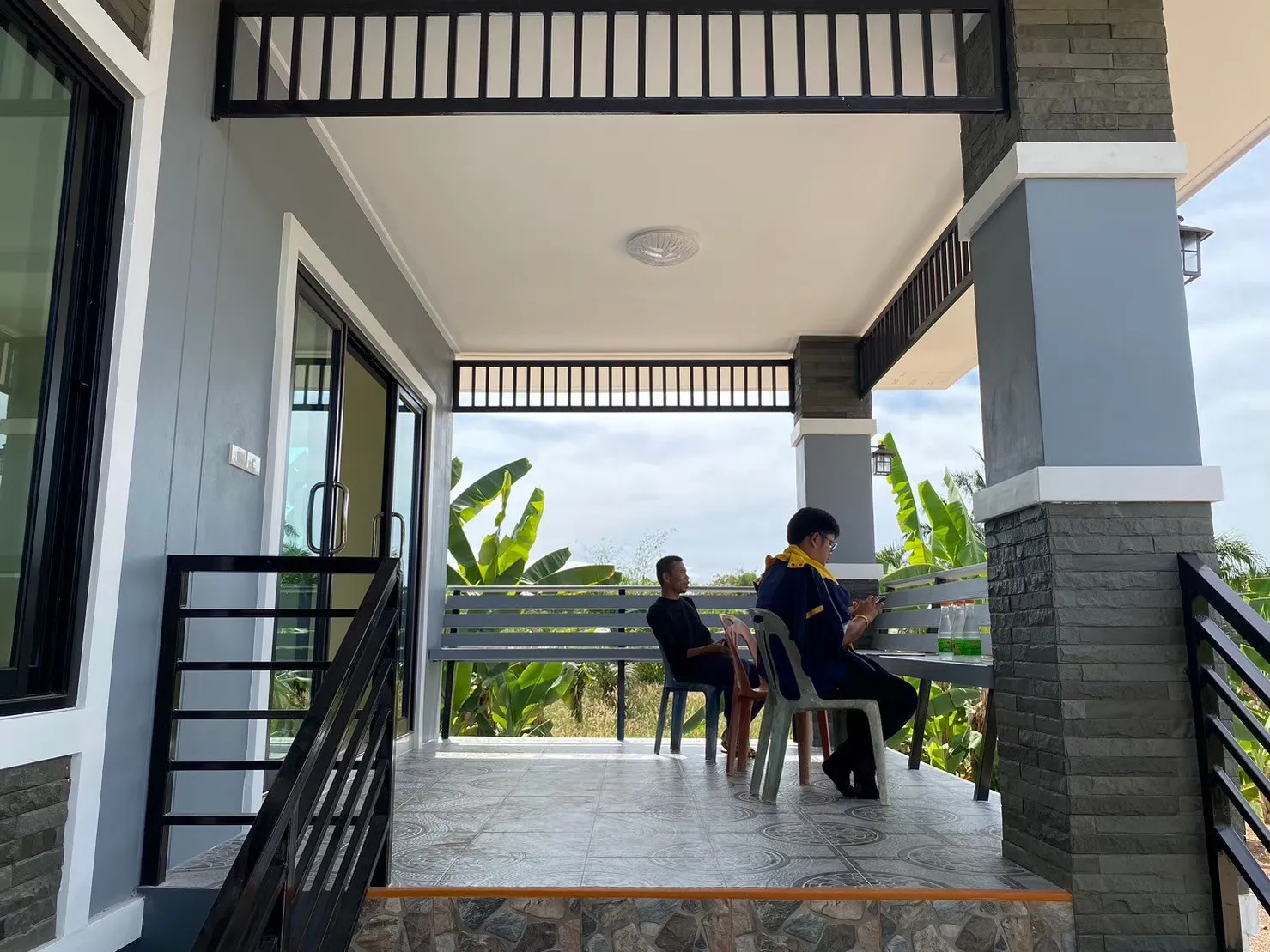 ภาพบ้านชื่อหม่องนะแจ๊